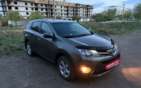 Toyota RAV4, 2013 год, 2 030 000 рублей, 3 фотография