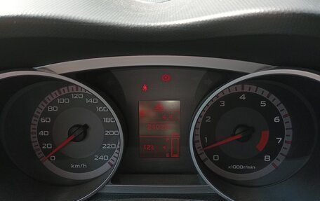 Mitsubishi Outlander III рестайлинг 3, 2007 год, 900 000 рублей, 16 фотография