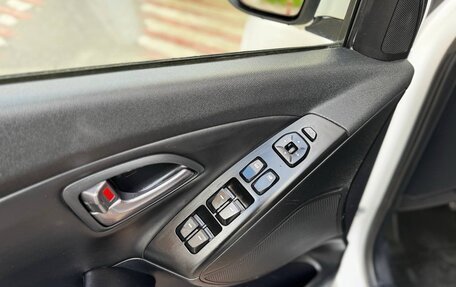 Hyundai ix35 I рестайлинг, 2014 год, 1 100 000 рублей, 9 фотография