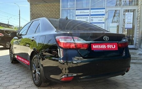 Toyota Camry, 2017 год, 2 120 000 рублей, 3 фотография