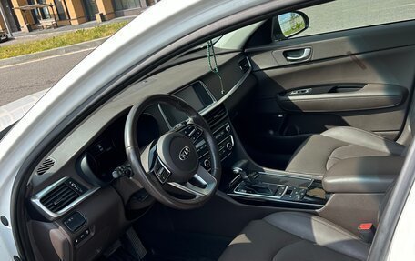 KIA Optima IV, 2018 год, 1 800 000 рублей, 13 фотография