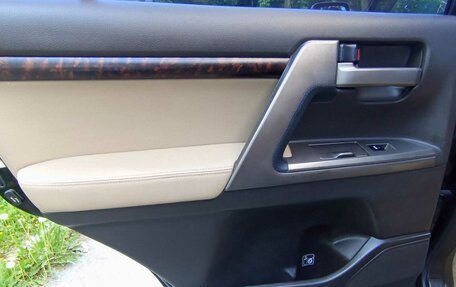 Toyota Land Cruiser 200, 2008 год, 2 500 000 рублей, 18 фотография
