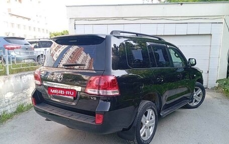 Toyota Land Cruiser 200, 2008 год, 2 500 000 рублей, 6 фотография