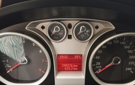 Ford Focus II рестайлинг, 2011 год, 500 000 рублей, 2 фотография