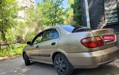 Nissan Almera, 2005 год, 300 000 рублей, 11 фотография