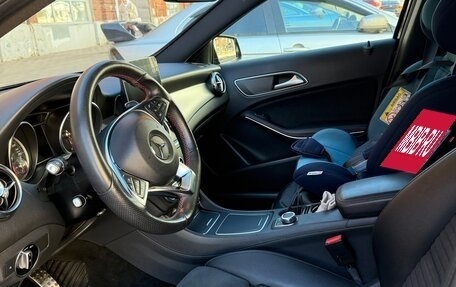 Mercedes-Benz GLA, 2019 год, 2 730 000 рублей, 15 фотография