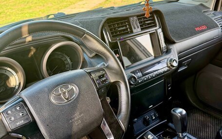 Toyota Land Cruiser Prado 150 рестайлинг 2, 2012 год, 3 450 000 рублей, 5 фотография