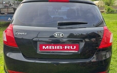 KIA cee'd I рестайлинг, 2010 год, 700 000 рублей, 10 фотография