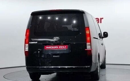 Hyundai Staria, 2021 год, 3 830 000 рублей, 3 фотография