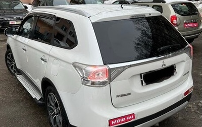 Mitsubishi Outlander III рестайлинг 3, 2014 год, 1 400 000 рублей, 1 фотография