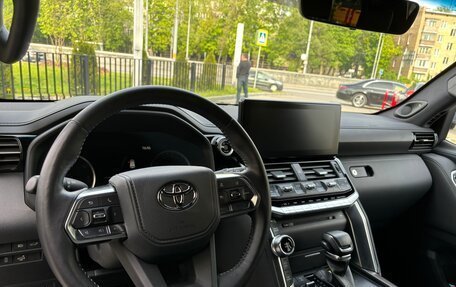 Toyota Land Cruiser, 2022 год, 10 953 000 рублей, 12 фотография