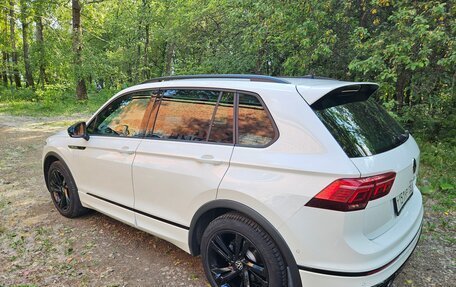 Volkswagen Tiguan II, 2021 год, 3 700 000 рублей, 6 фотография