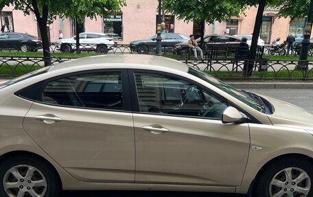 Hyundai Solaris II рестайлинг, 2014 год, 750 000 рублей, 3 фотография