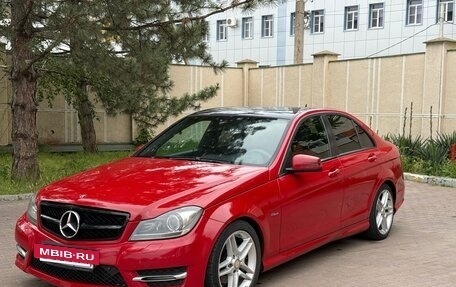 Mercedes-Benz C-Класс, 2011 год, 1 250 000 рублей, 4 фотография