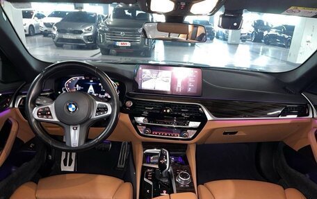 BMW 5 серия, 2022 год, 5 590 000 рублей, 6 фотография
