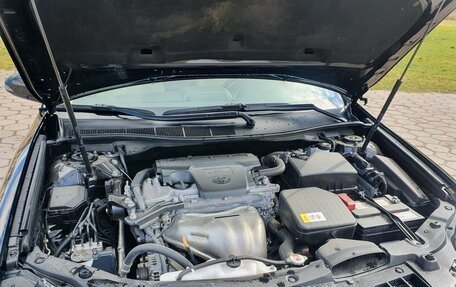 Toyota Camry, 2017 год, 2 750 000 рублей, 7 фотография