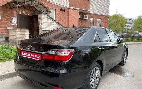 Toyota Camry, 2017 год, 2 750 000 рублей, 3 фотография