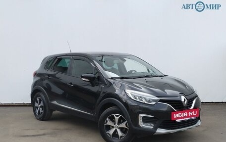 Renault Kaptur I рестайлинг, 2017 год, 1 240 000 рублей, 3 фотография