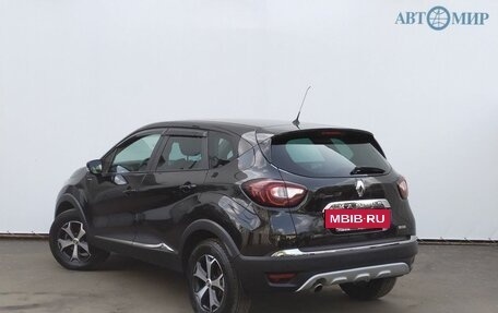 Renault Kaptur I рестайлинг, 2017 год, 1 240 000 рублей, 7 фотография