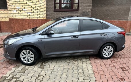 Hyundai Solaris II рестайлинг, 2022 год, 1 520 000 рублей, 2 фотография