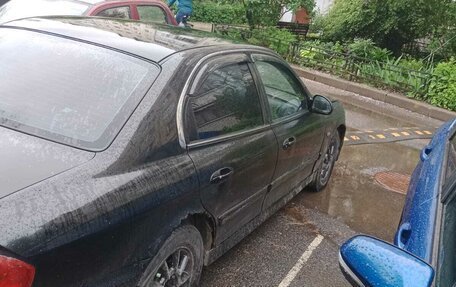 Hyundai Sonata IV рестайлинг, 2003 год, 260 000 рублей, 3 фотография