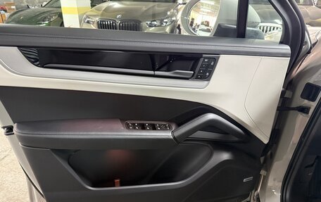 Porsche Cayenne III, 2025 год, 19 000 000 рублей, 10 фотография