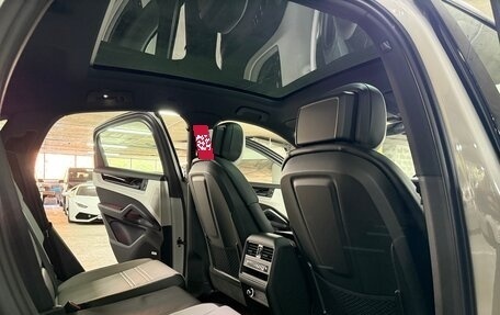 Porsche Cayenne III, 2025 год, 19 000 000 рублей, 16 фотография
