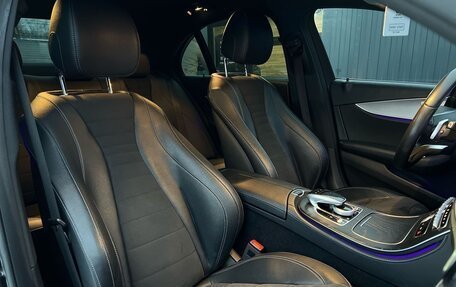Mercedes-Benz E-Класс, 2017 год, 3 099 000 рублей, 19 фотография
