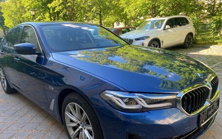 BMW 5 серия, 2022 год, 4 070 000 рублей, 1 фотография