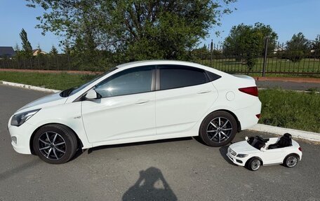 Hyundai Solaris II рестайлинг, 2015 год, 830 000 рублей, 8 фотография