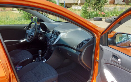 Hyundai Solaris II рестайлинг, 2014 год, 1 470 000 рублей, 15 фотография