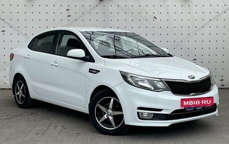 KIA Rio III рестайлинг, 2017 год, 950 000 рублей, 2 фотография