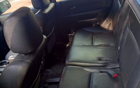 Honda CR-V II рестайлинг, 2004 год, 550 000 рублей, 3 фотография