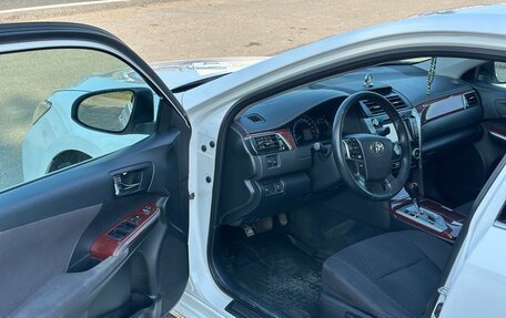 Toyota Camry, 2014 год, 8 фотография