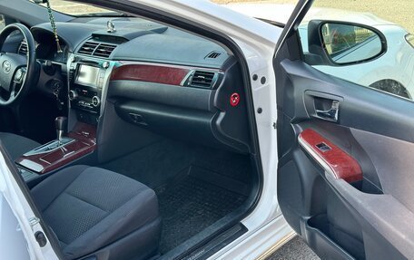 Toyota Camry, 2014 год, 7 фотография