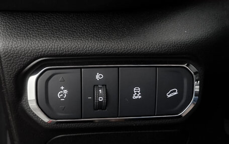 Haval Jolion, 2024 год, 2 279 000 рублей, 25 фотография