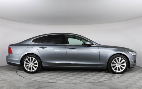 Volvo S90 II рестайлинг, 2017 год, 2 997 000 рублей, 4 фотография