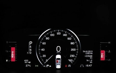 Volvo S90 II рестайлинг, 2017 год, 2 997 000 рублей, 13 фотография