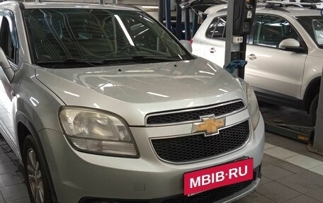 Chevrolet Orlando I, 2012 год, 915 000 рублей, 2 фотография