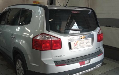 Chevrolet Orlando I, 2012 год, 915 000 рублей, 4 фотография