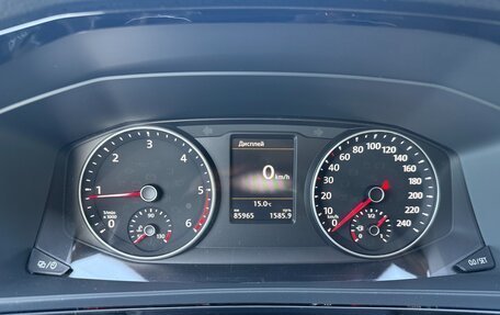 Volkswagen Multivan T6 рестайлинг, 2019 год, 5 200 000 рублей, 10 фотография