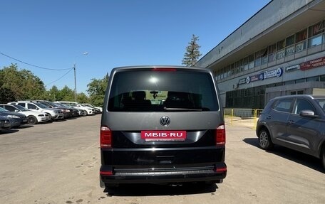 Volkswagen Multivan T6 рестайлинг, 2019 год, 5 200 000 рублей, 5 фотография
