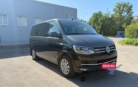 Volkswagen Multivan T6 рестайлинг, 2019 год, 5 200 000 рублей, 2 фотография