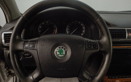 Skoda Superb III рестайлинг, 2007 год, 629 000 рублей, 10 фотография