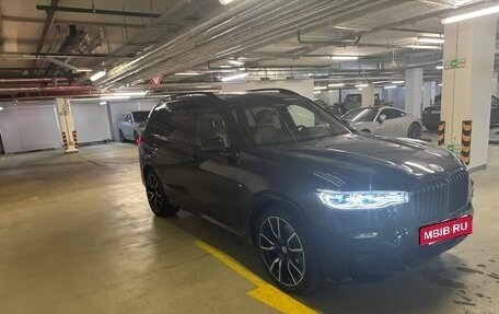 BMW X7, 2022 год, 10 500 000 рублей, 2 фотография