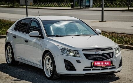 Chevrolet Cruze II, 2013 год, 720 000 рублей, 2 фотография