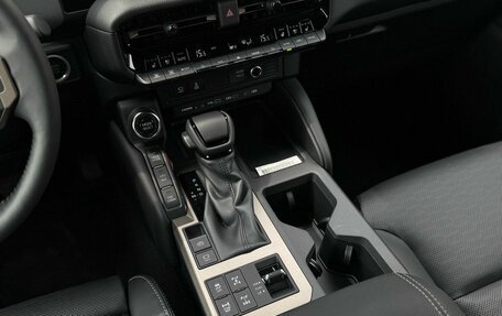 Toyota Land Cruiser Prado, 2024 год, 10 500 000 рублей, 11 фотография