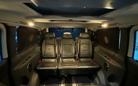 Mercedes-Benz Viano, 2006 год, 2 100 000 рублей, 15 фотография