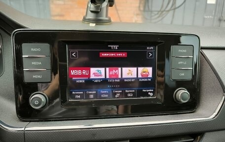 Volkswagen Polo VI (EU Market), 2021 год, 1 300 000 рублей, 21 фотография