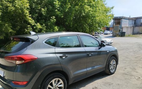 Hyundai Tucson III, 2018 год, 1 970 000 рублей, 2 фотография